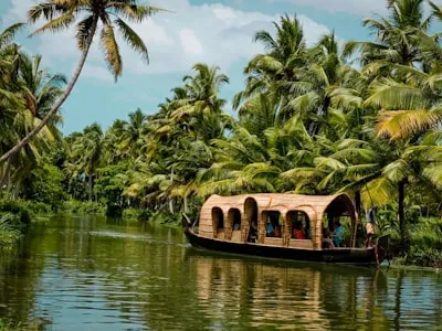 Bangalore ↔ Kochi return from ₹6,392
