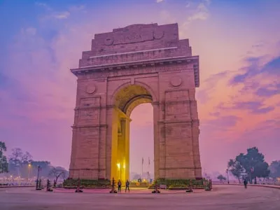 Delhi ↔ Patna return from ₹11,132
