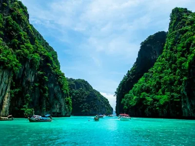 Kolkata ↔ Phuket return from ₹20,709